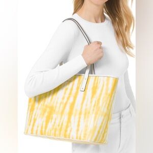Michael Kors Artistic Yellow and White Leather Tote